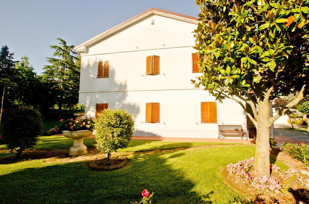 La Coccinella Bed & Breakfast Iesi Exterior photo