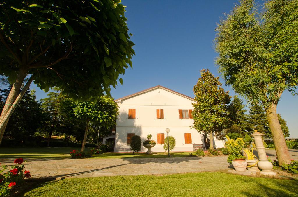 La Coccinella Bed & Breakfast Iesi Exterior photo